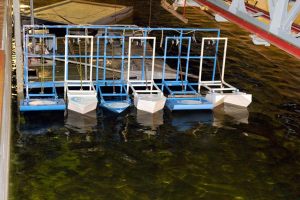 1.small-scale-floaters-pool-test